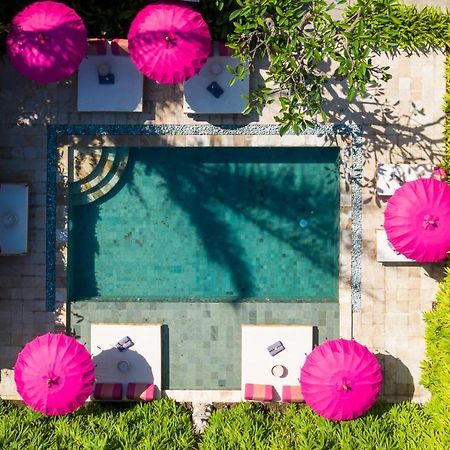 Pinkprivate Sanur - For Cool Adults Only Bed & Breakfast Exterior photo