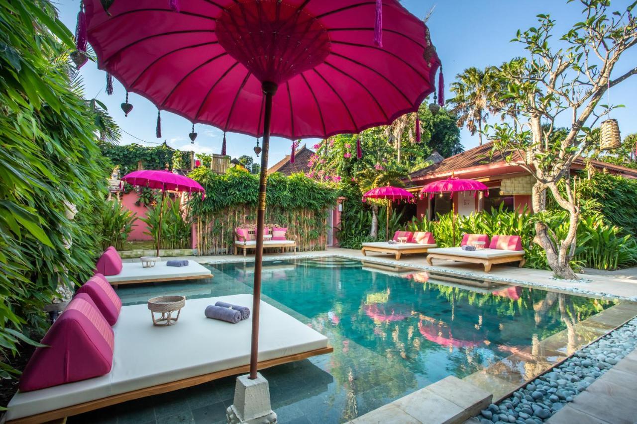 Pinkprivate Sanur - For Cool Adults Only Bed & Breakfast Exterior photo