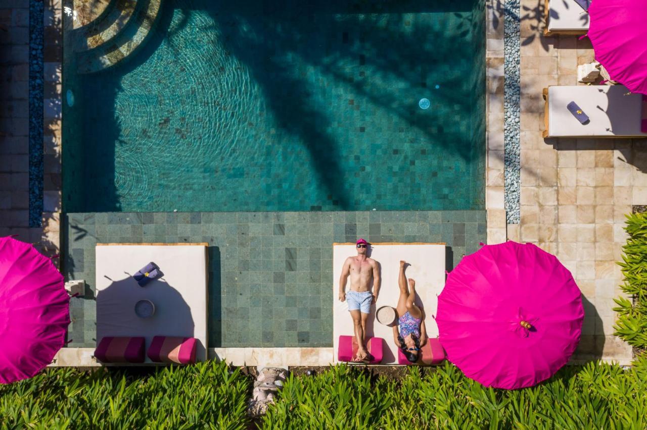 Pinkprivate Sanur - For Cool Adults Only Bed & Breakfast Exterior photo