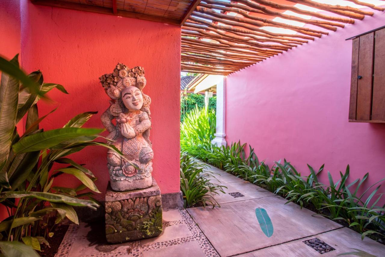 Pinkprivate Sanur - For Cool Adults Only Bed & Breakfast Exterior photo