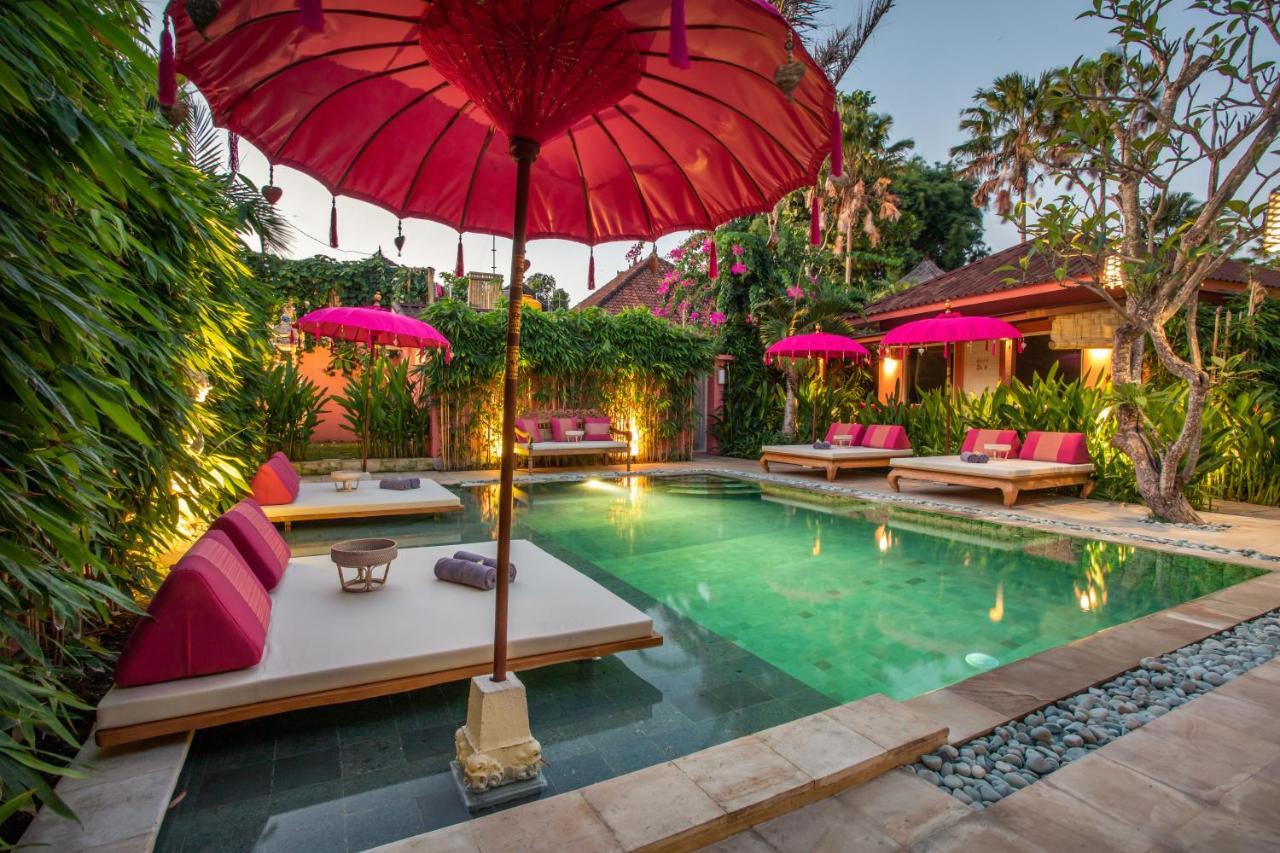 Pinkprivate Sanur - For Cool Adults Only Bed & Breakfast Exterior photo