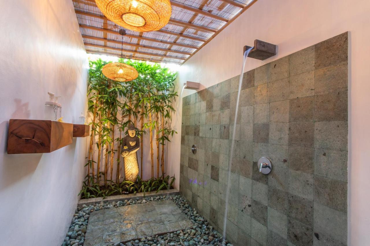 Pinkprivate Sanur - For Cool Adults Only Bed & Breakfast Exterior photo