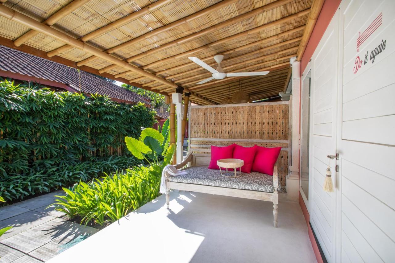 Pinkprivate Sanur - For Cool Adults Only Bed & Breakfast Exterior photo